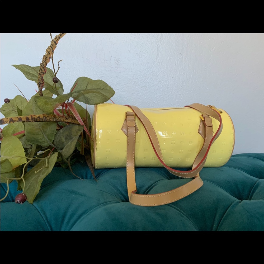 Arcadia yellow cylinder bag
